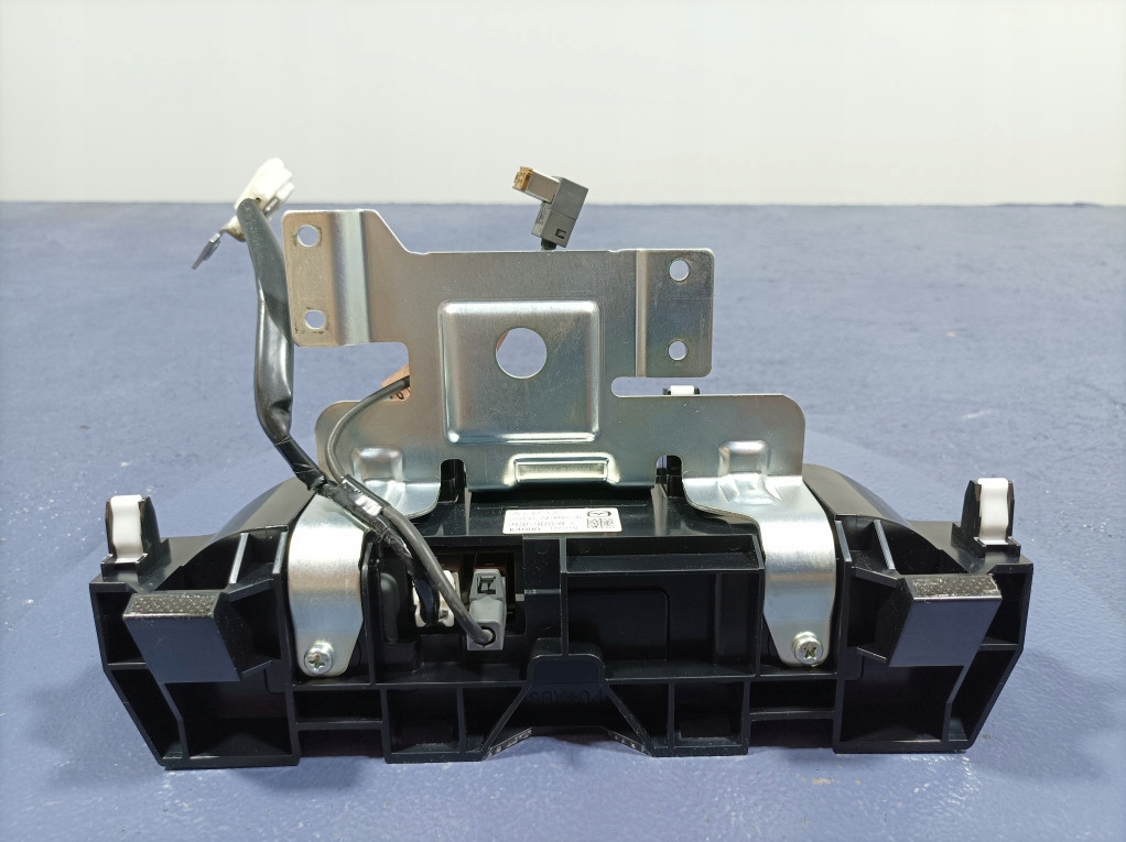 фото №12, Mazda 6 iii gj lift дисплей екран радіо навігації gml8611j0