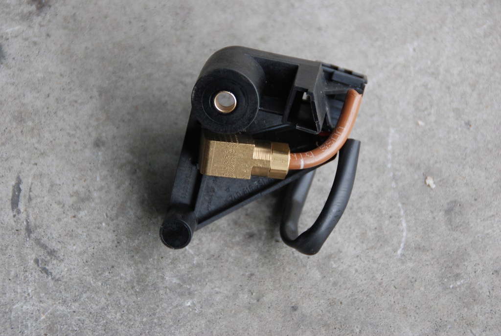 фото №1, Електроклапан тиску підвіска cayenne 7l