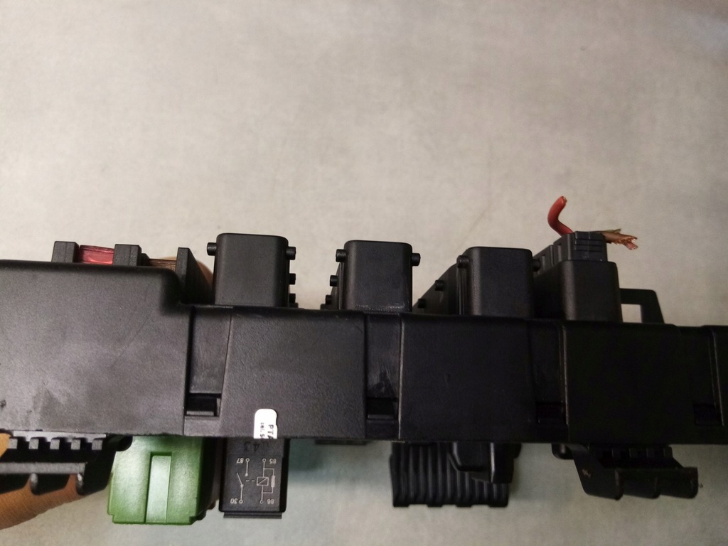 фото №6, Коробка предохранителей signum 2.2 dti