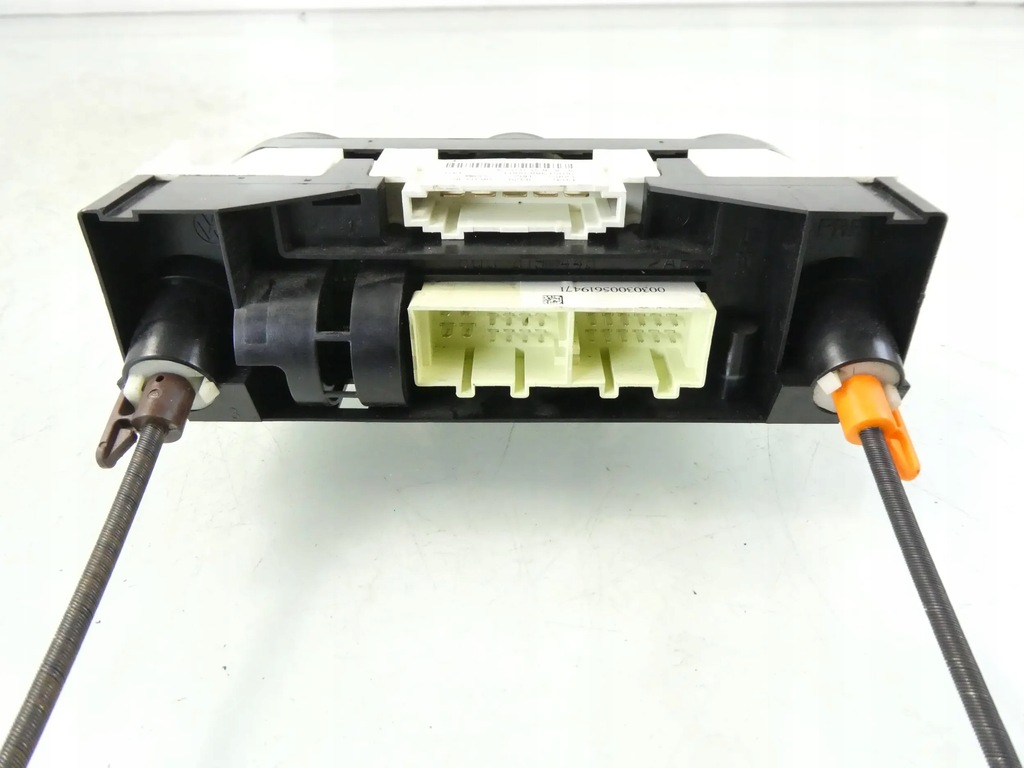 фото №5, Панель кондиционера audi a1 8x 8xa820045a