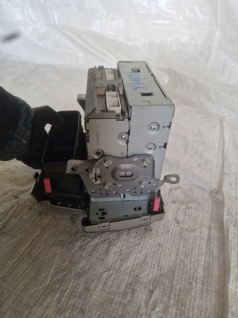 фото №4, Toyota corolla verso ii 86120-0f010 радіопрогравач радіо заводський