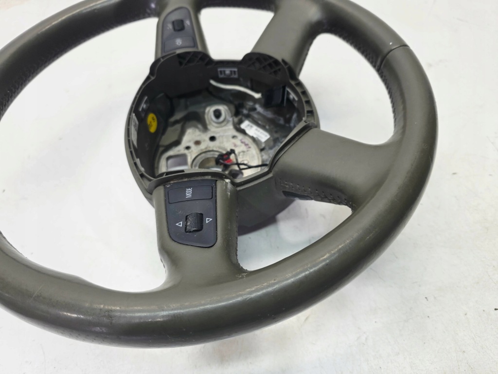 Повітропровід шкіра підігрівається audi a6 c6 q7 4l 4f0419091bb n60 комплект Оригінал