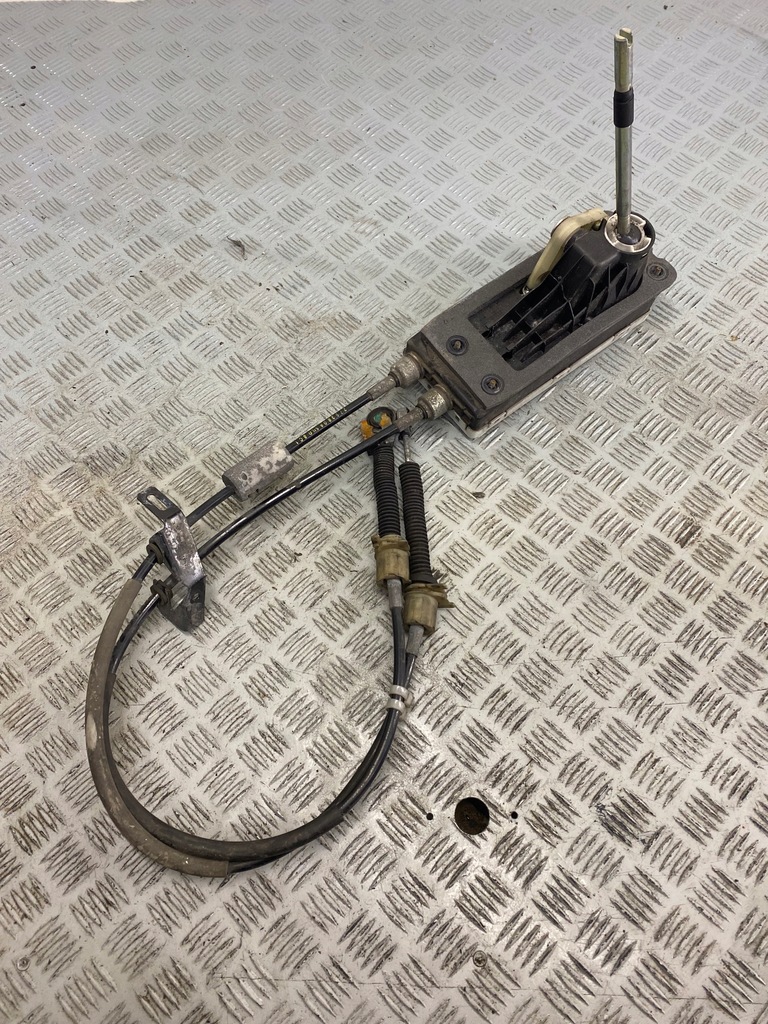 фото №1, Выборщик домкрат тросы передач mini r55 r56 1.6 d