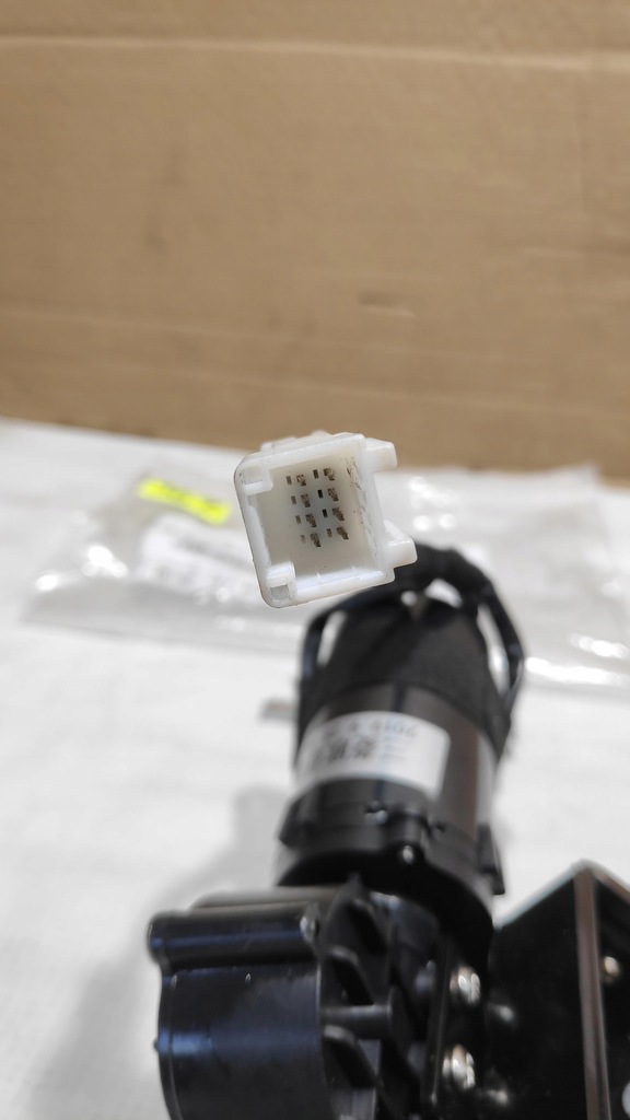 фото №7, Электрический замок привод крышки задняя toyota c-hr