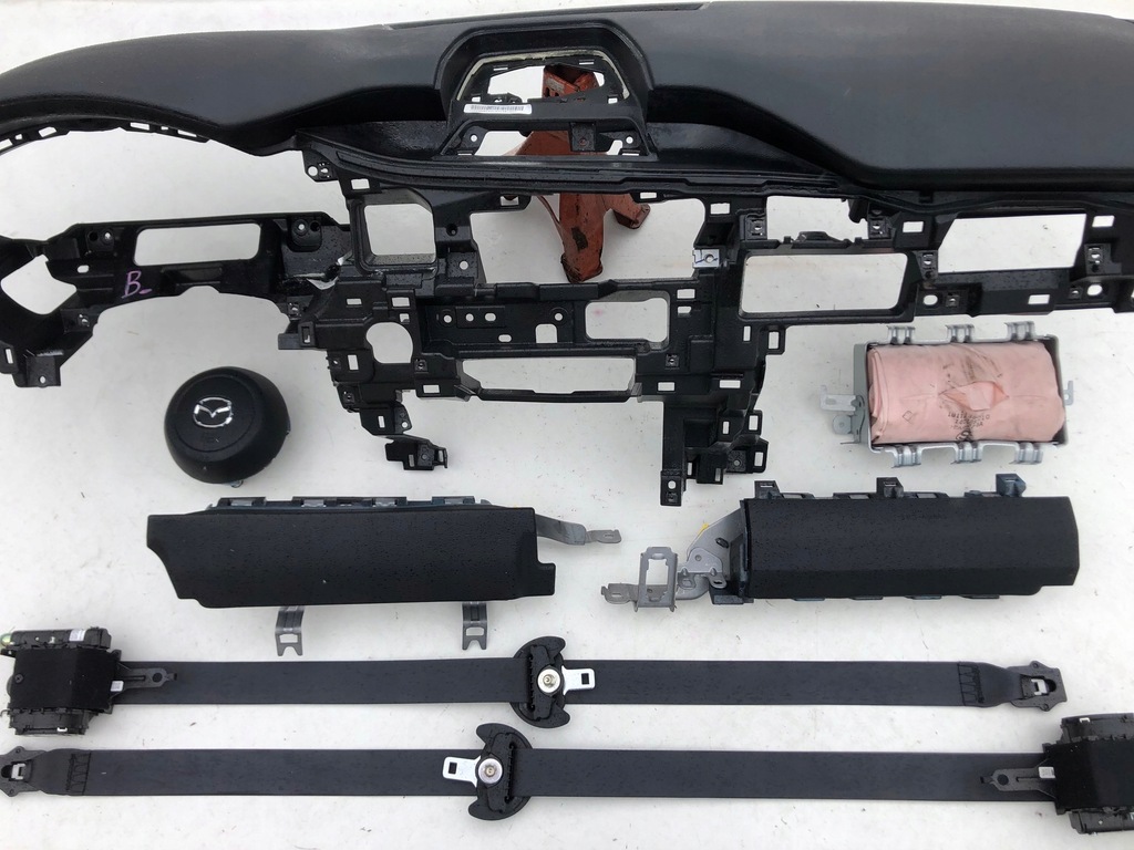 фото №5, Mazda 3 iv bp панель приладів панель приладів консоль подушки безпеки ремені