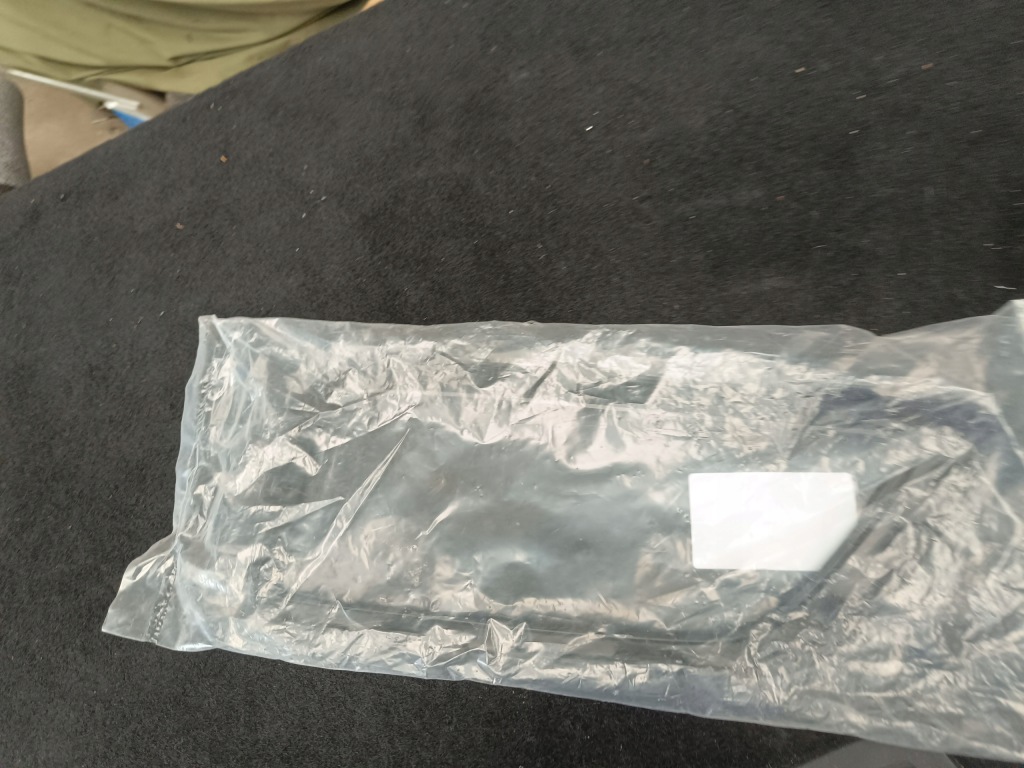 фото №1, Hyundai kona - nowa рамка противотуманной фары перед правая