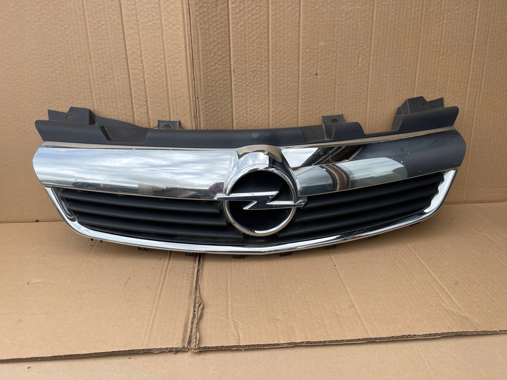 фото №1, Решітка радіатора решітка радіатора opel zafira b 13136136
