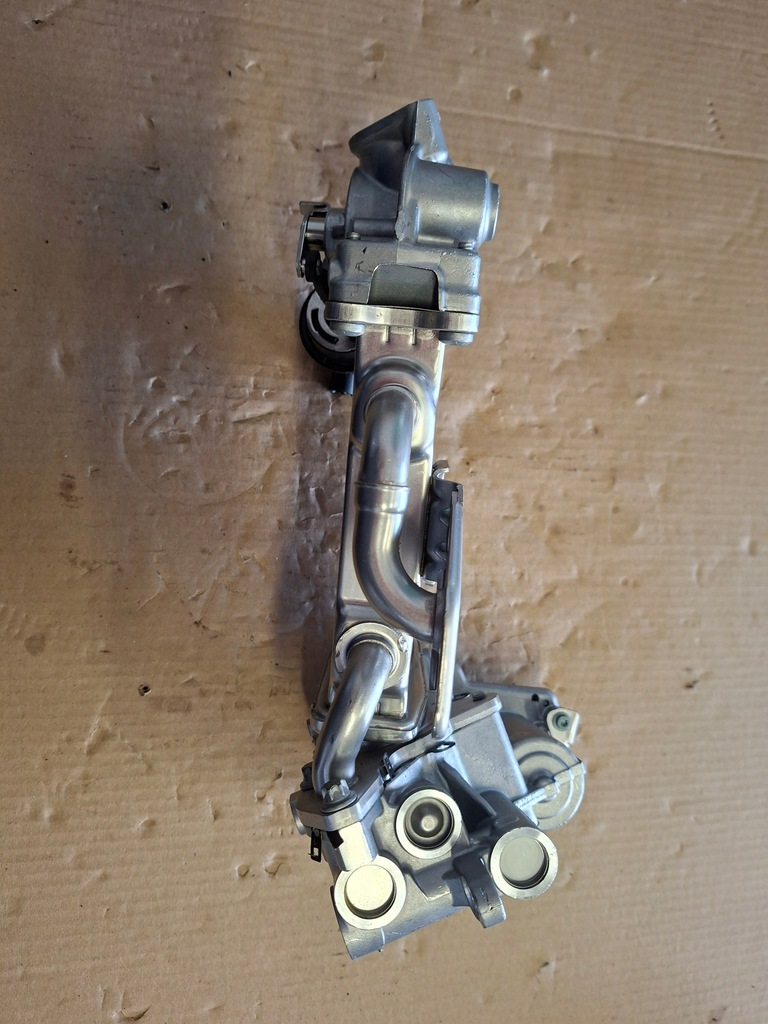 фото №10, Радиатор выхлопных газов клапан egr mercedes-benz gle a6541409100