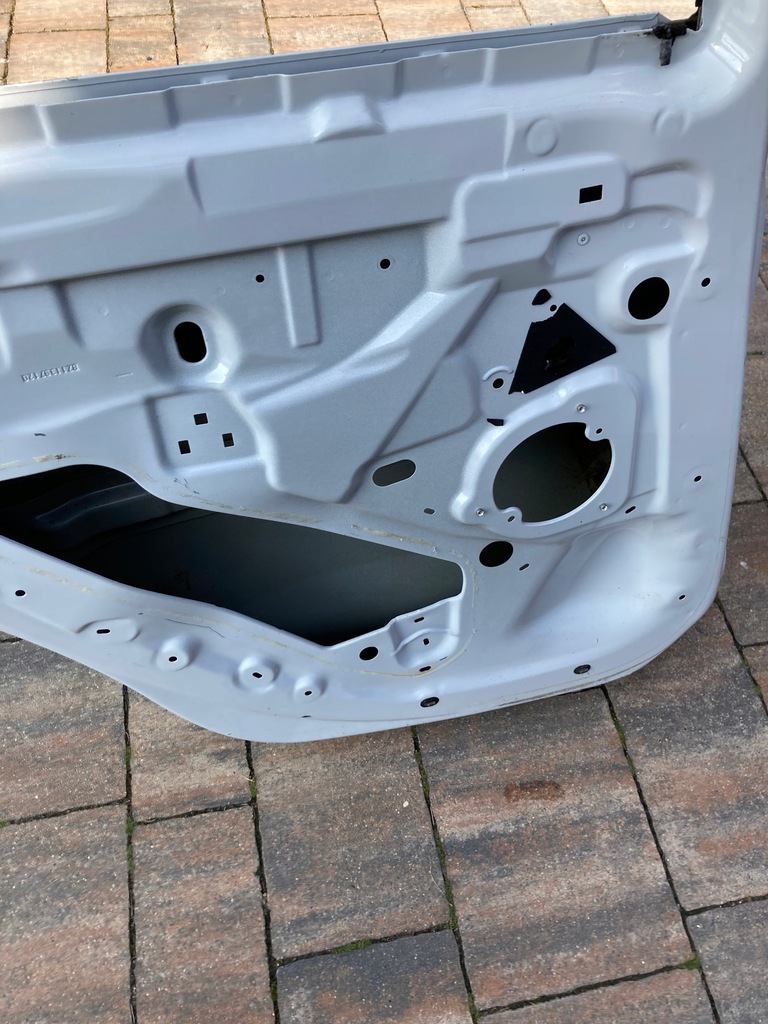 фото №10, Renault zoe дверь левая задние