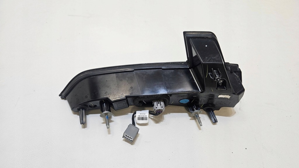 фото №6, Лампа задня задня права ford mustang mach-e mach e lj8b-13a602-a