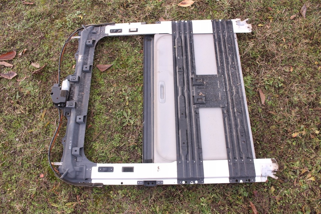 фото №8, Tucson i люк