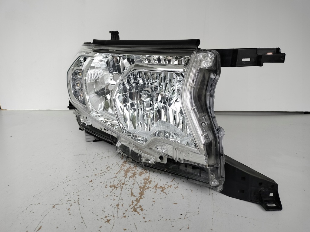 фото №1, Лампа права фара toyota land cruiser 17- lift