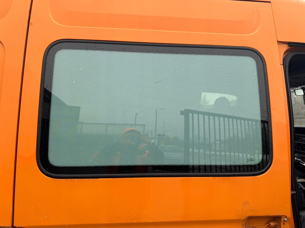 фото №1, Стекло дверь раздвижных правая renault master ii lift