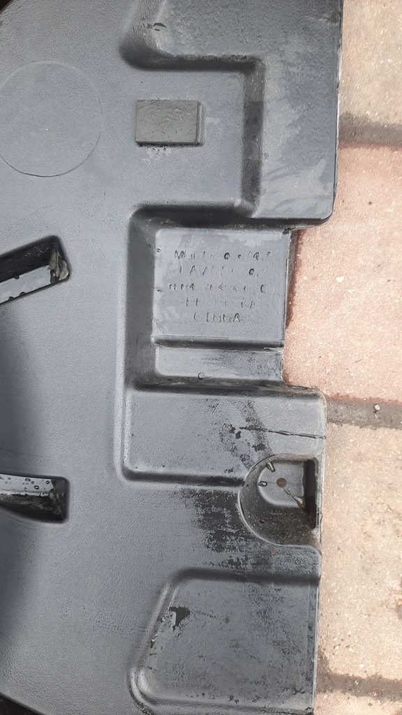 фото №4, Полиця багажника mazda tribute