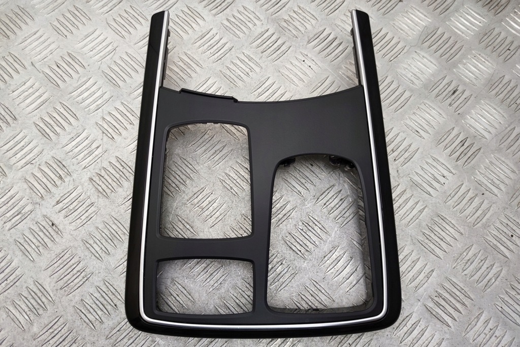 фото №9, Рамка середня панель приладів mercedes-benz gle w166 a1666800803 3.0l hybrid