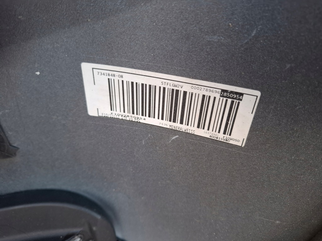 Бампер перед bmw 5 v f10 f11 рестайлінг  lci оригінал Недорого