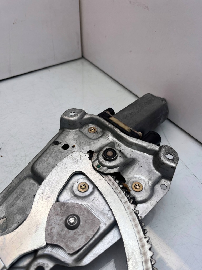 фото №7, Bmw z3 e36 --- підйомник скло двері передніх 2345678