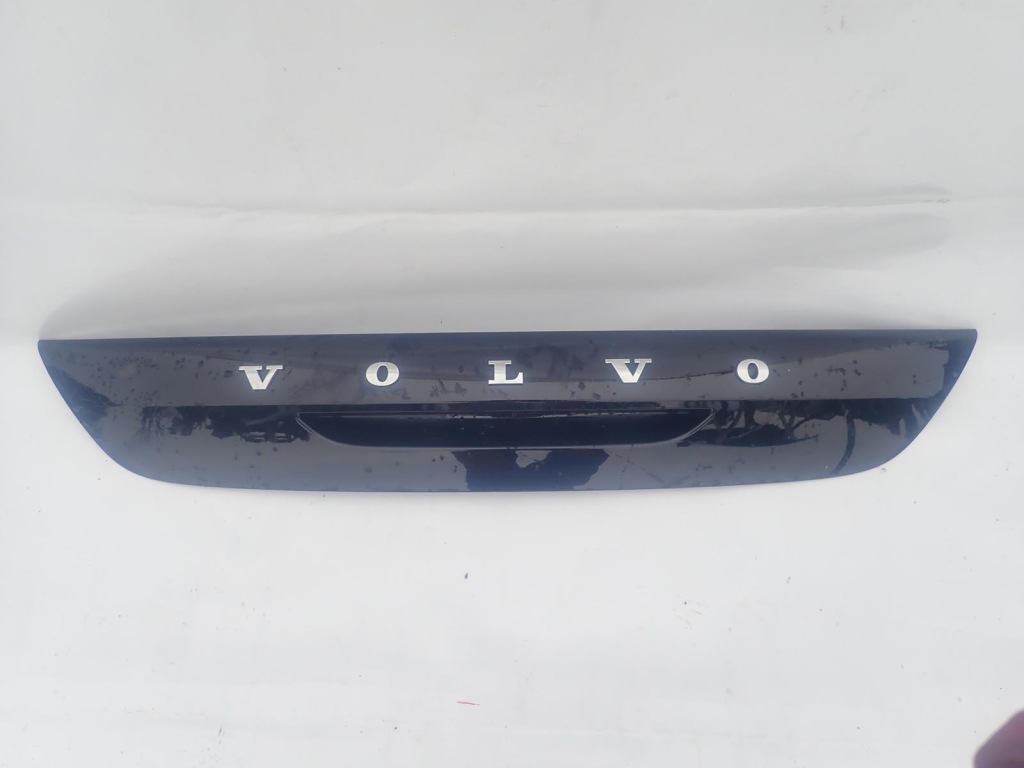 фото №1, Volvo v40 12-19 молдинг накладка накладка кришки задня