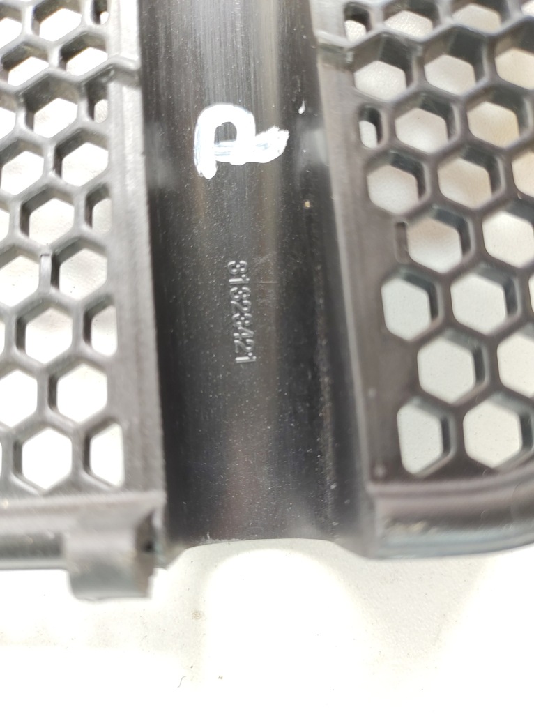 фото №9, Volvo v60 13r- захист жабо права 31323421