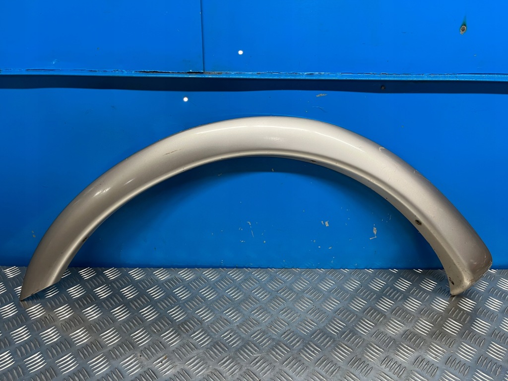 фото №1, Ford expedition i 98- молдинг крила лівий перед