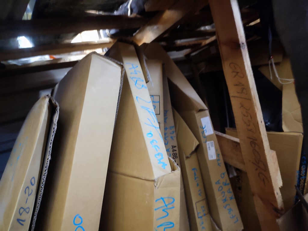 Капот крышка двигателя audi a4 b8 lx5r рестайлинг  wgniotunia 1 в Украине