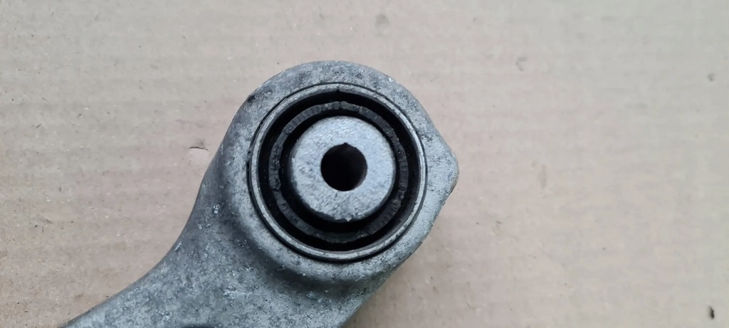 фото №9, A4 b9 8w рычаг левый задняя поперечный 8w0505361e a5 8w