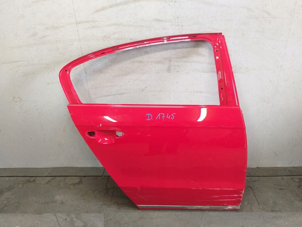 фото №1, Дверь задняя правое vw passat b7 sedan