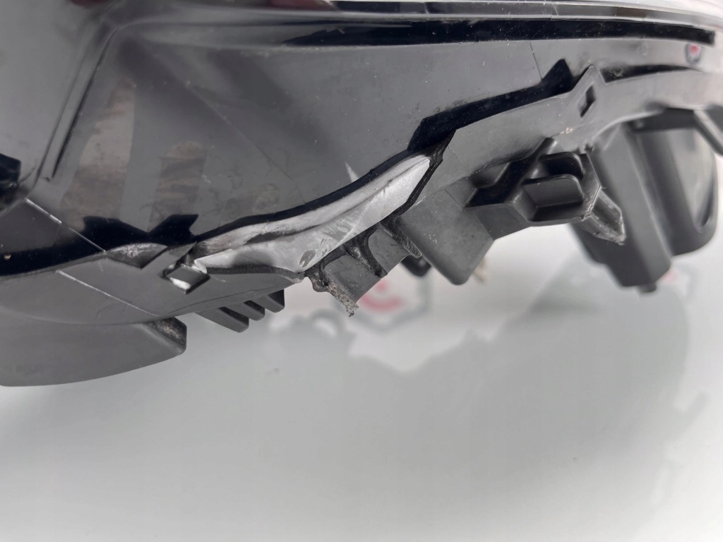 Фара фара левая перед renault megane iv led Оригинал