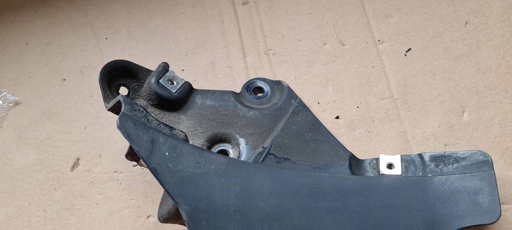 фото №9, Q7 4m ii бризковик спойлер лівий задня 4m0854815e