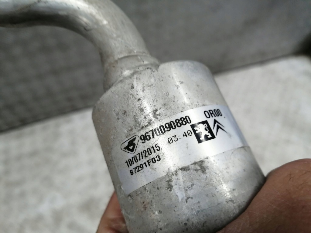 фото №4, Peugeot 208 2008 1,2 vti шланг кондиционера