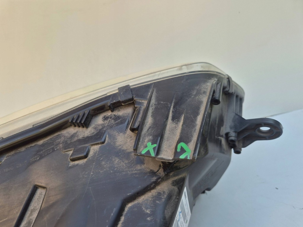 фото №9, Dacia duster ii повреждённая 260609367r лампа левая правая перед eu