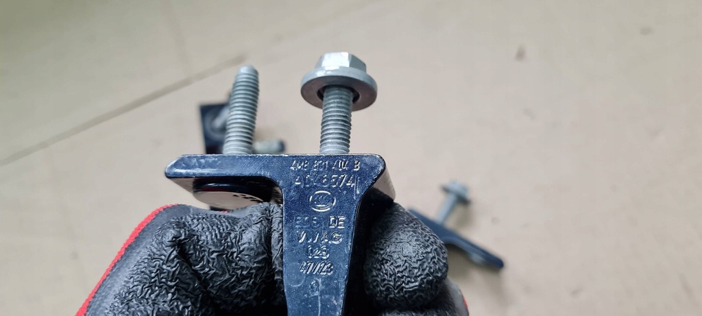 фото №10, Sq8 4m rsq8 q8 петля петлі двері праве правий задня задні комплект lj5l