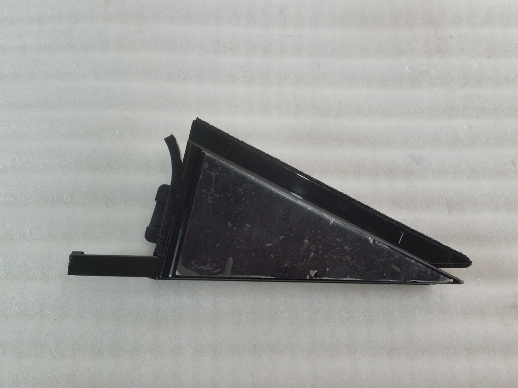 фото №1, Koleos ii молдинг треугольник дверь правый задняя 828721417