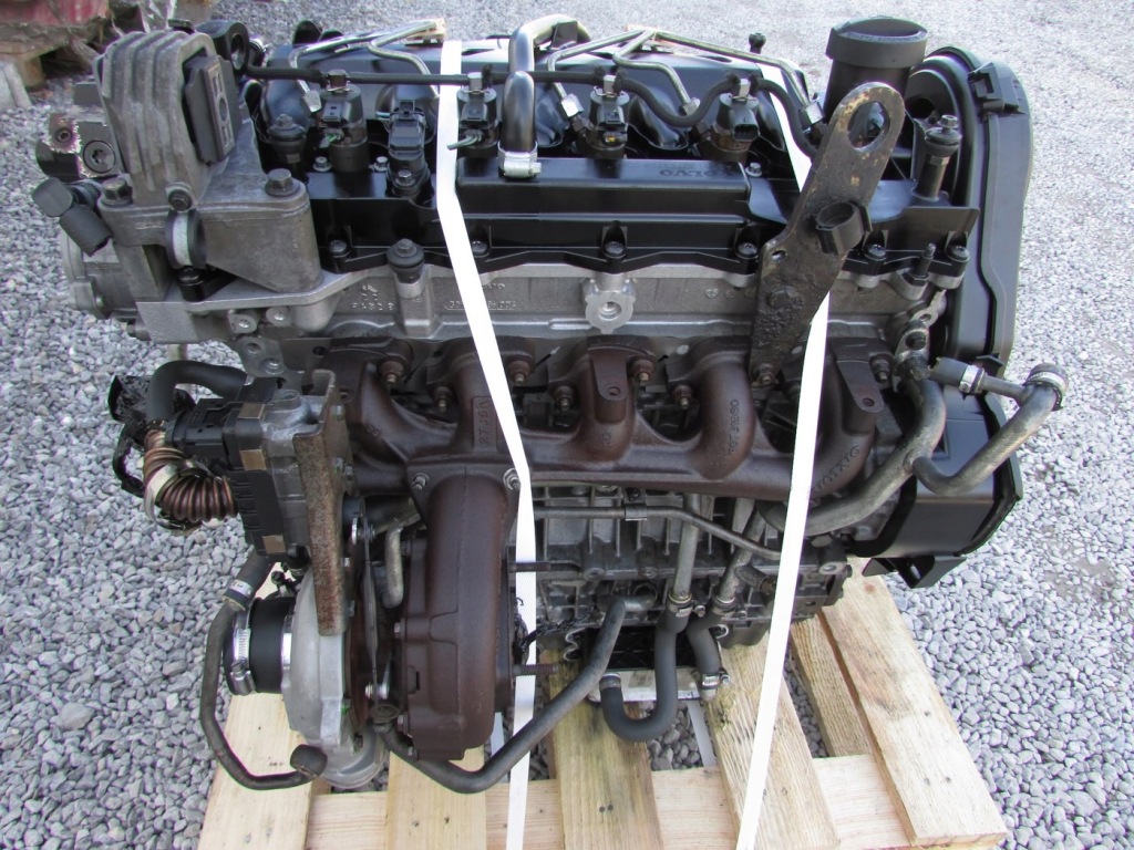 Двигун комплектний  форсунки турбонагнітач volvo xc90 2.4 d5 Доставка