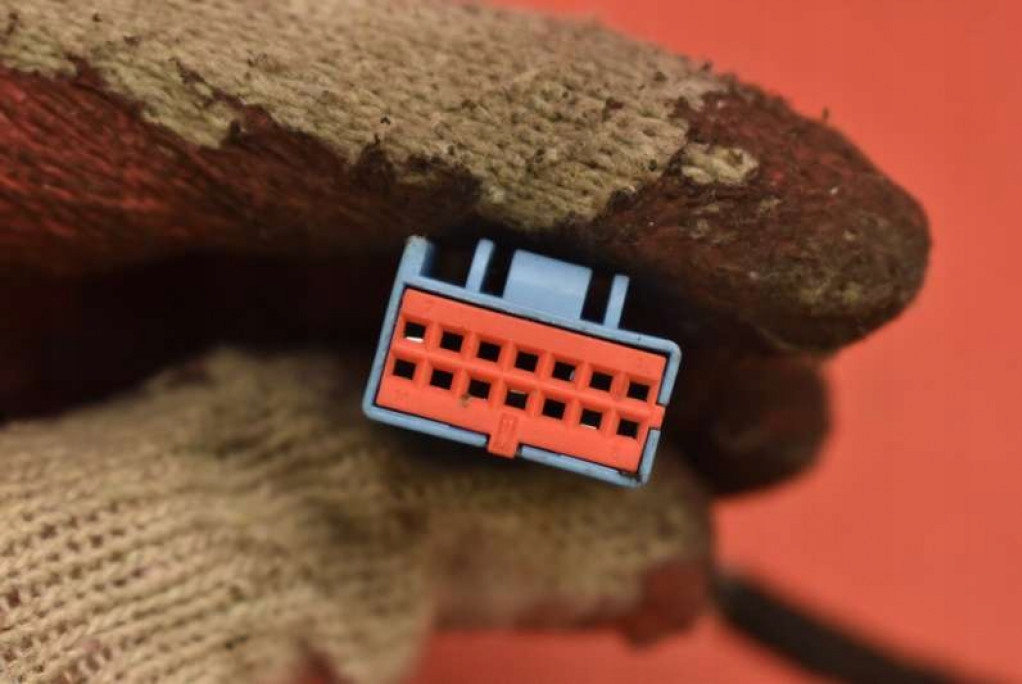 фото №9, Дзеркало ліва сріблястий 3303-001 lh eu volvo v50 lift 07-12 8 pin