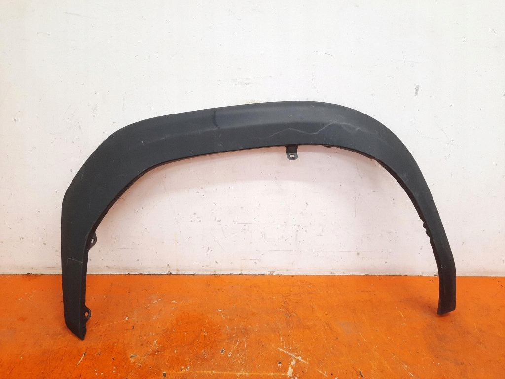 фото №1, Toyota yaris cross 22- молдинг крила передня перед правий 756010d010