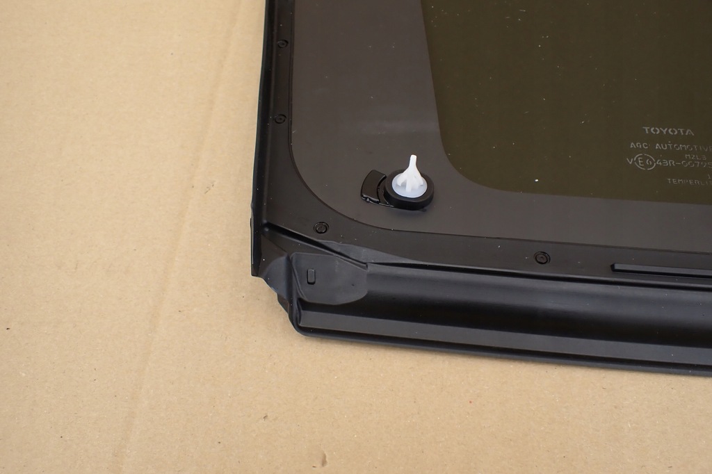 фото №7, Стекло правая боковая кузовная toyota corolla cross 2021- nowa rh