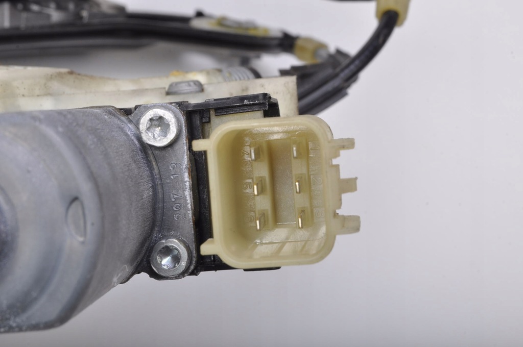 фото №9, Maserati ghibli iii подъемник стекло правый задняя