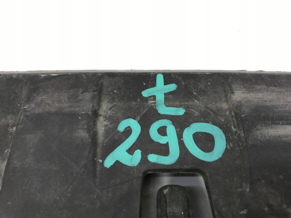 Купити Skoda superb 3 3 плита накладка під  бампер перед 3v0807611a