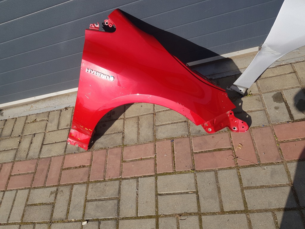 фото №1, Крыло r правый перед передний toyota corolla e21 hb хэтчбек kombi combi