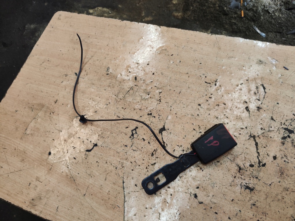 Купить Fiat bravo 2 ремень безопасности левый  перед передний