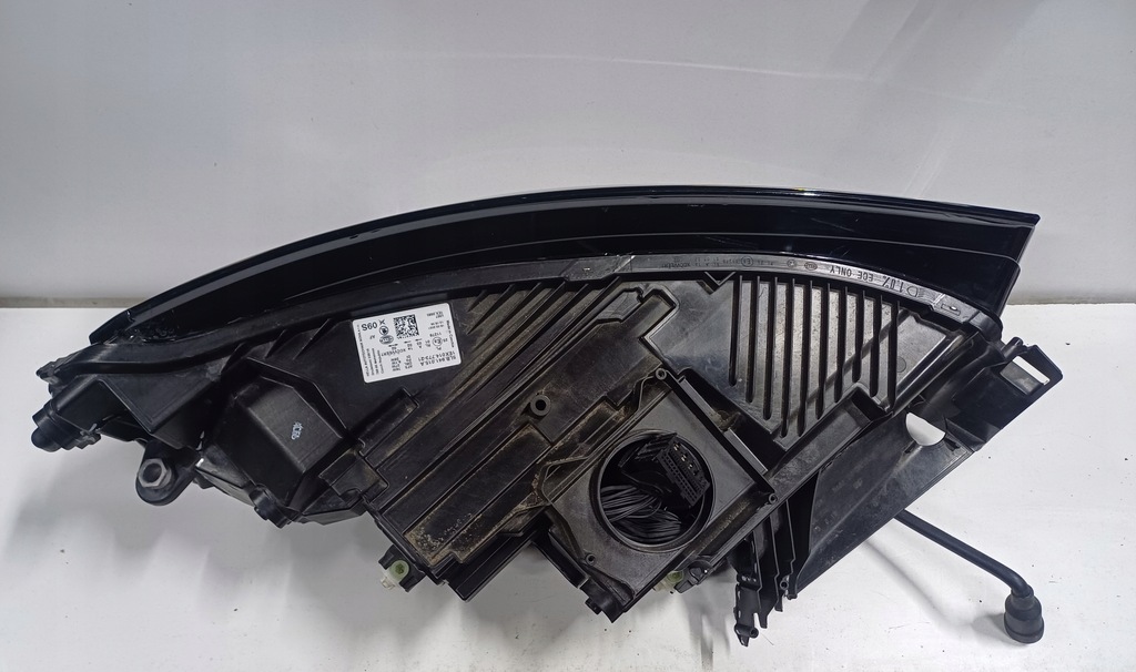 фото №13, Лампа левый перед skoda enyaq full led europa