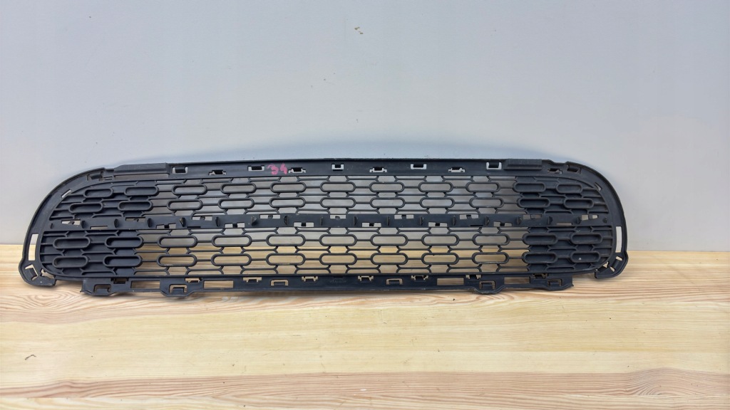 фото №1, Решётка бампера перед средняя mini cooper r55 r56 r57 2753650 k70/520
