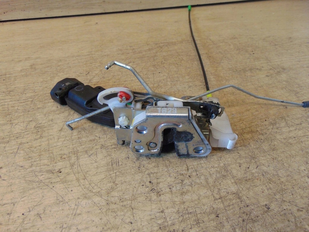 фото №5, Замок дверь левый перед toyota aygo 4p europa