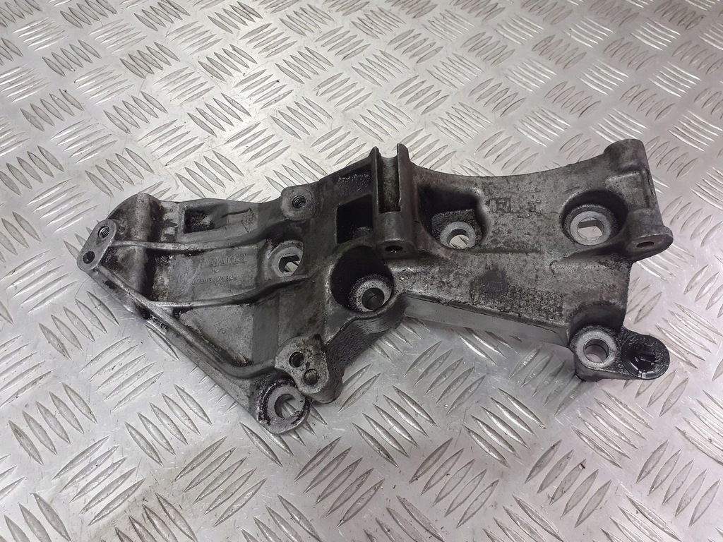 фото №1, Кронштейн генератора nissan almera n16 1.5 dci