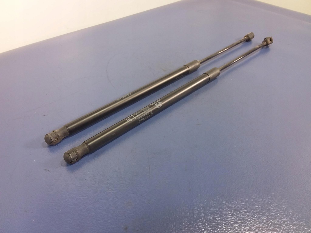 фото №3, Hyundai matrix амортизатори кришки задня