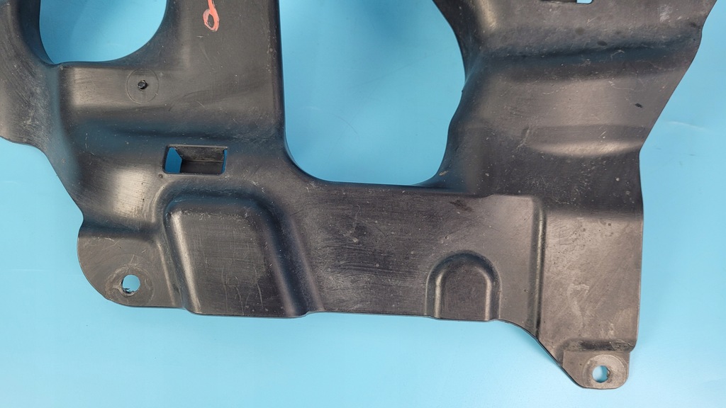 фото №12, Bmw 5 g30 g31 защита рулевой рейки 7347022 b29