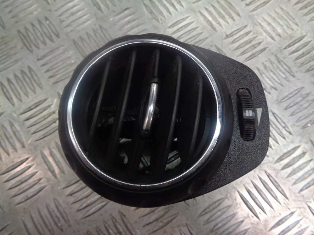 фото №1, Решётка правая обдув alfa romeo 147