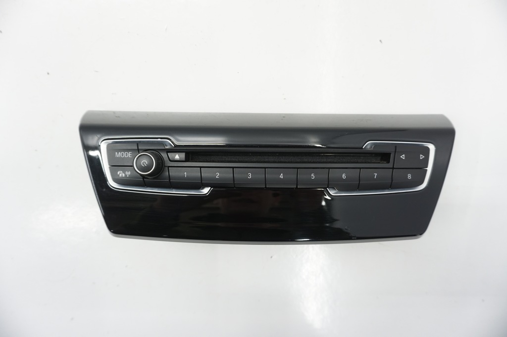 фото №1, Bmw 2 f46 панель радио 9371455