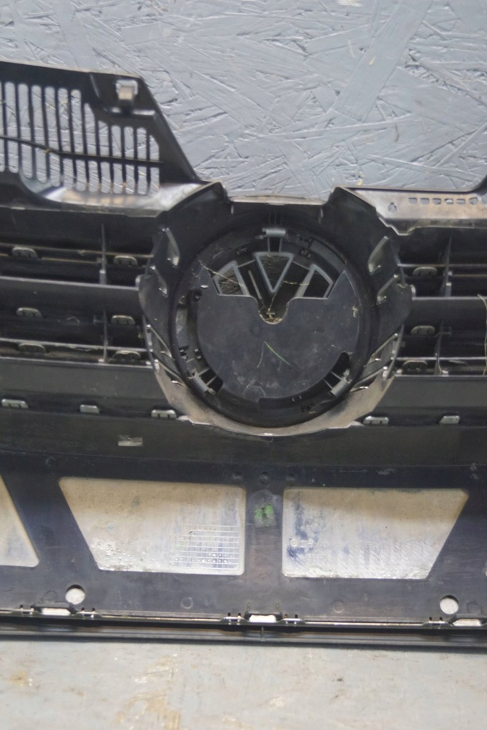 фото №14, Vw golf v kombi jetta решётка радиатора решётка радиатора g324